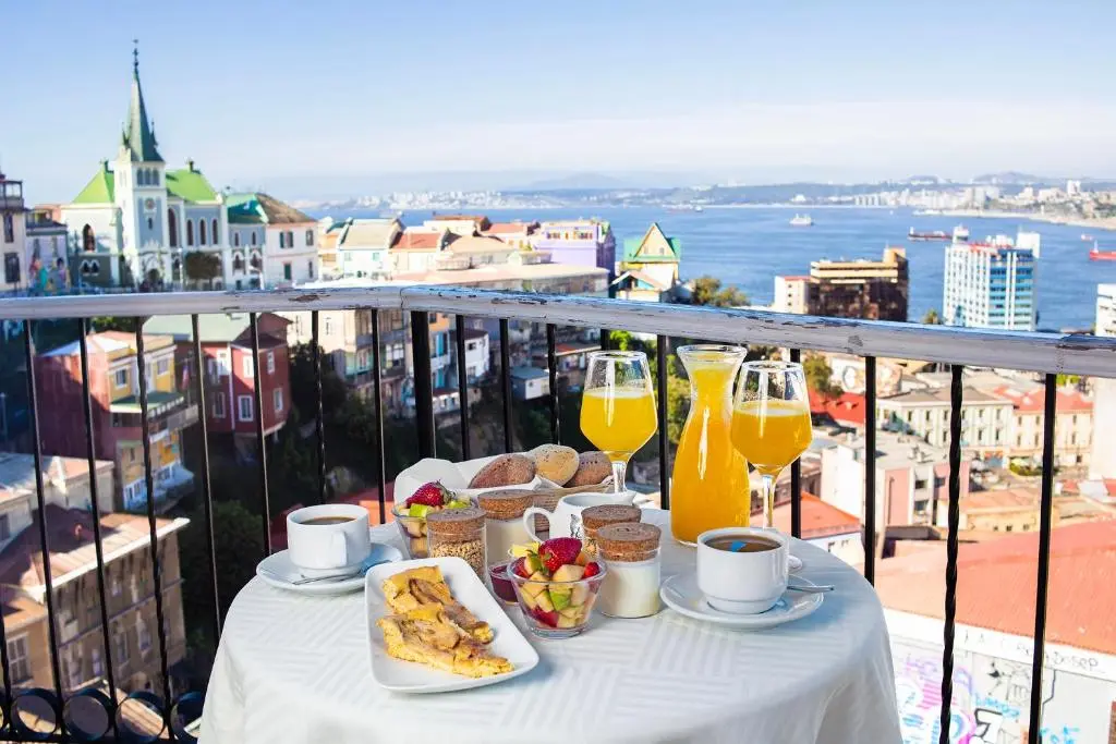 Desayuno Romántico con Vistas al Mar Hotel Boutique Casa Vander Valparaíso