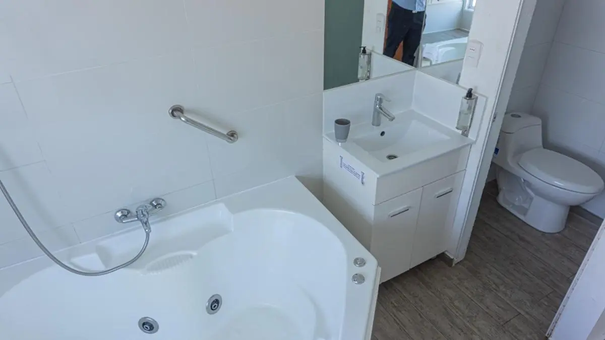 Jacuzzi en la Habitación de la Suite Dei Templi Apart Hotel Viña del Mar