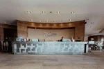 Recepción del Radisson Hotel Puerto Varas