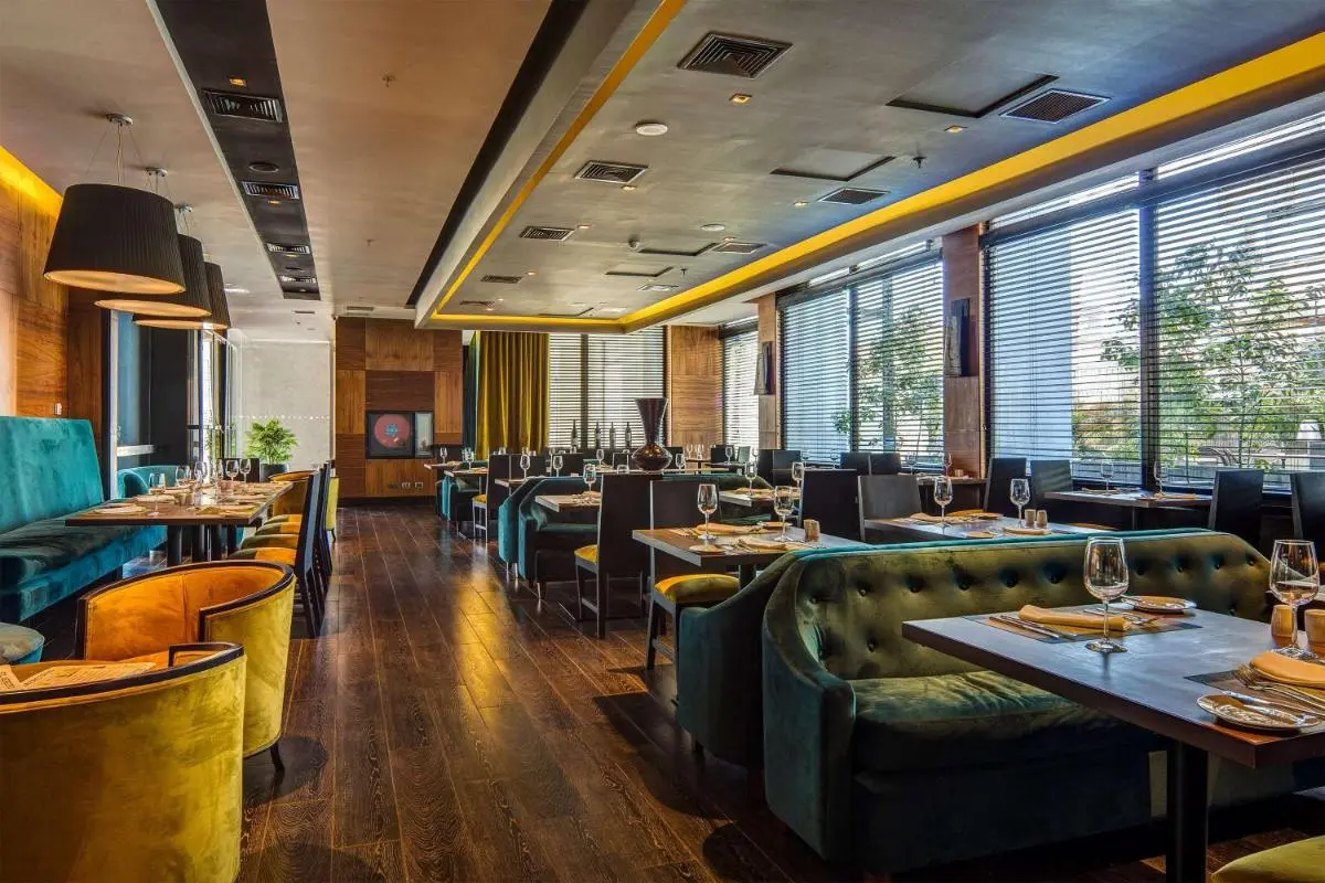 Restaurante del Hotel Wyndham Santiago Pettra Santiago Restaurante del Hotel Wyndham Santiago Pettra Santiago