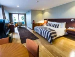 Suite con terraza Hotel NOI Vitacura Santiago con tina de hidromasaje